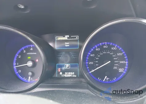 2017 Subaru Legacy 3.6R Limited z USA, uszkodzony, nr VIN 4S3BNEN65H3034465